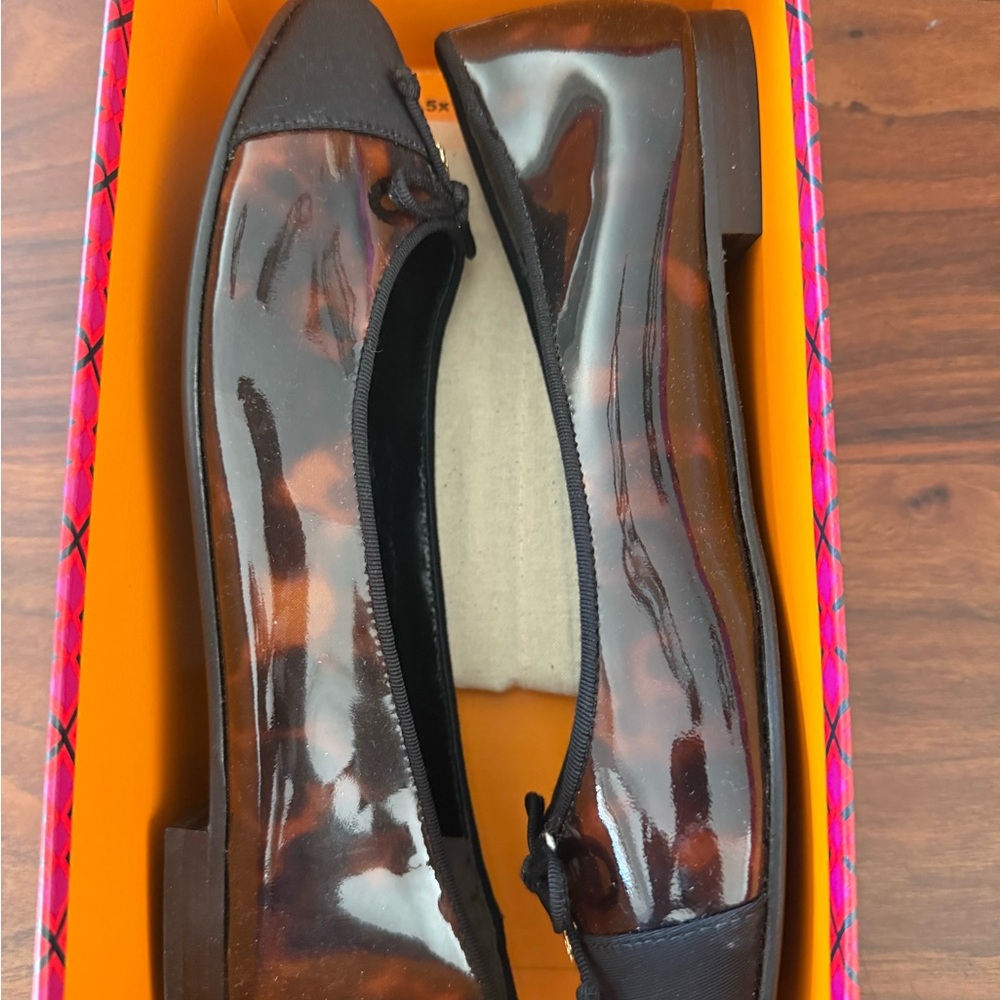 Brand New!! Tory Burch Tortoise Shell Ballet Flats
